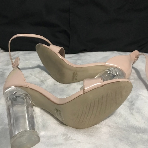 Nude/pale heels - Picture 3 of 4